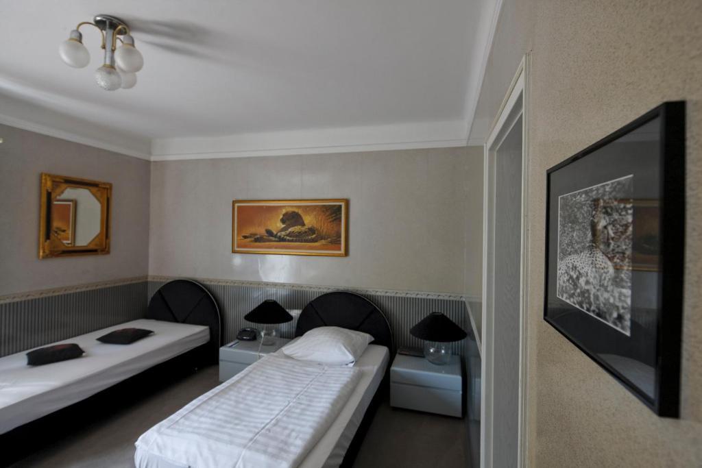 Hotel Park Villa Хейльбронн Номер фото